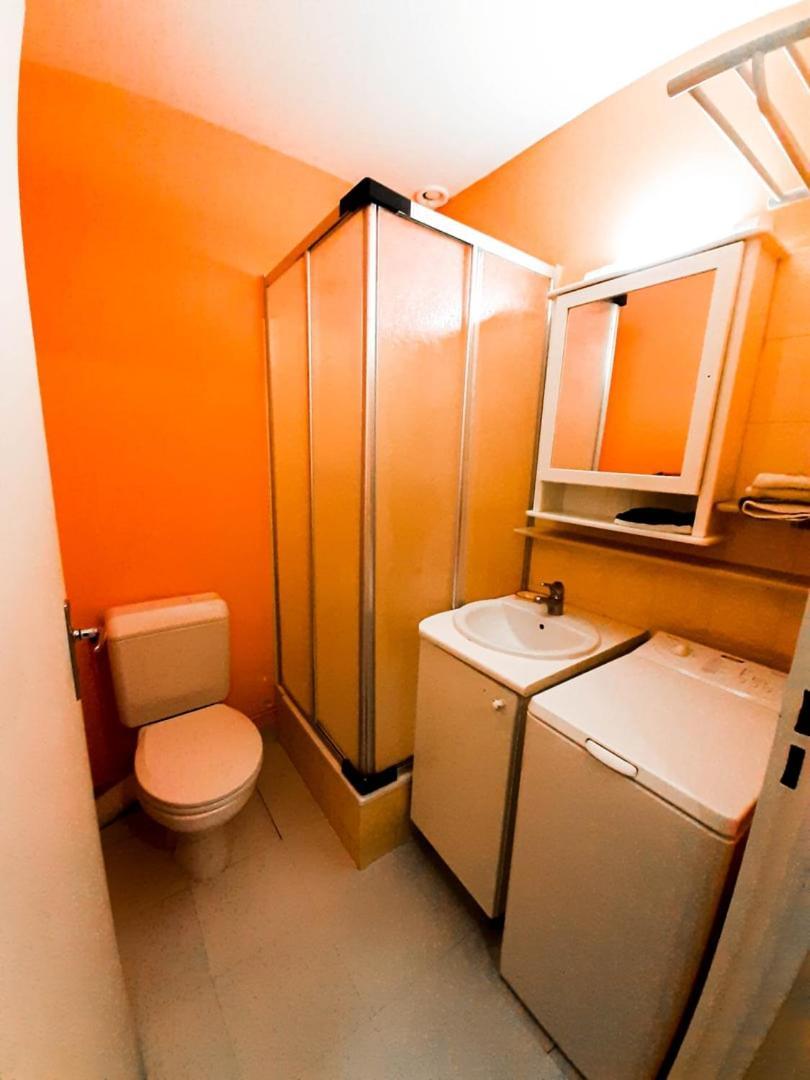 Spacious T2 Apt In City Center. Amboise Buitenkant foto